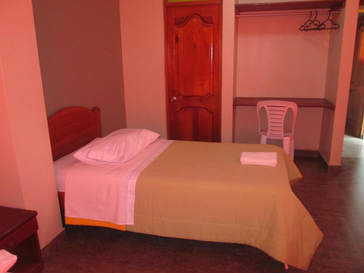 Hotel Villa Santa Ana Кильябамба Экстерьер фото